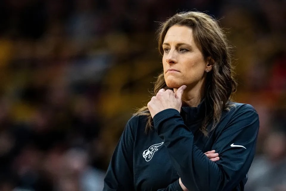 到克拉克回 到克拉克回