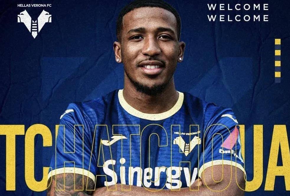 阵型中的左 阵型中的左