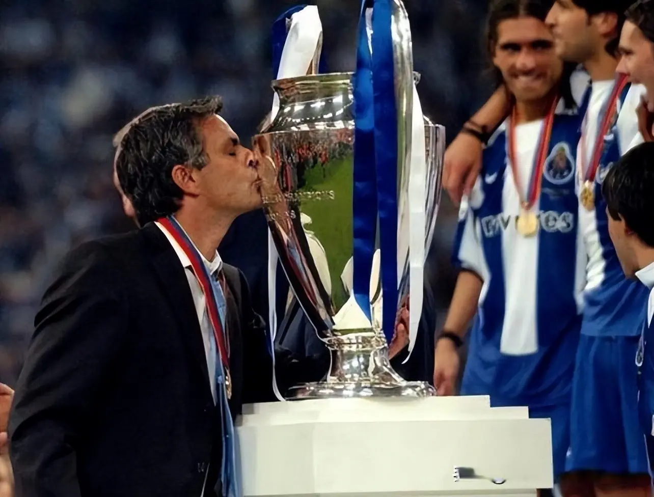 安东尼奥, 确保欧冠资 安东尼奥, 确保欧冠资